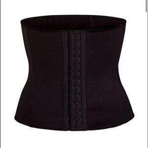 SKIMS Waist Trainer Onyx Black S